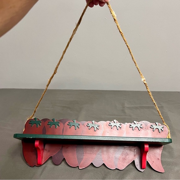VTG Wooden Red Peppers Hanging Or Wall Mounted Shelf 16x3.5x5” - Picture 2 of 10